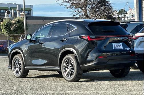 2026 Lexus NX 350h Premium