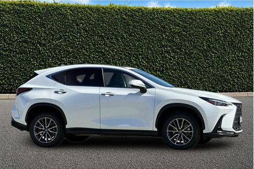 Eminent White Pearl 2025 Lexus NX 350h Premium
