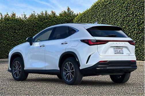 Eminent White Pearl 2025 Lexus NX 350h Premium