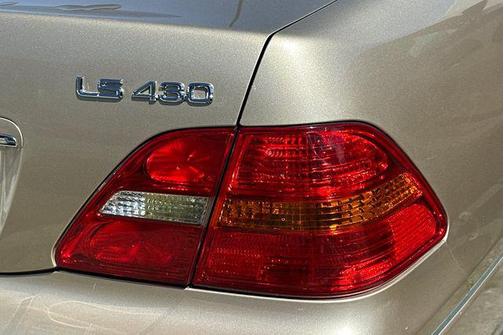 Crystal White 2003 Lexus LS 430 Base