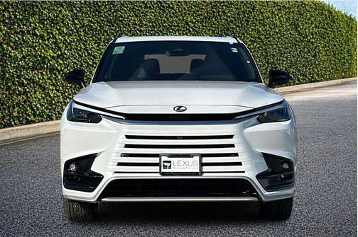 Pear 2026 Lexus TX 500h F SPORT Premium