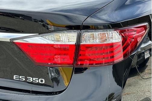 Obsidian 2015 Lexus ES 350 Base