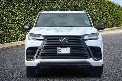 White Pearl 2026 Lexus LX 600 Luxury