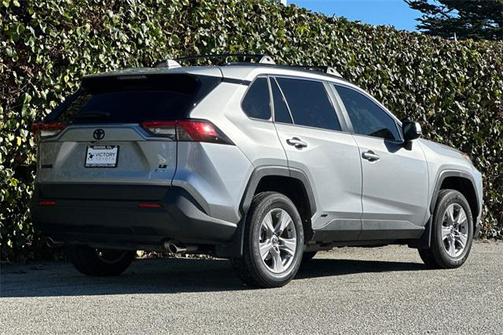 2025 Toyota RAV4 Hybrid LE