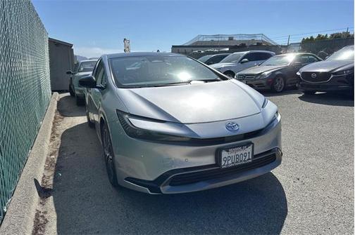 2024 Toyota Prius XLE