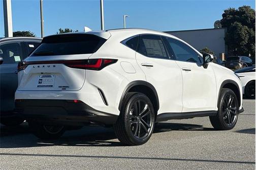 2026 Lexus NX 450h+ Luxury