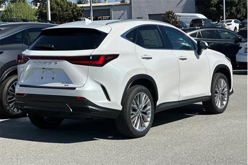 2025 Lexus NX 350h Premium