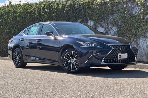 2025 Lexus ES 300h Base