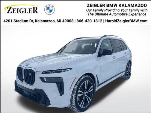 2025 BMW X7 M60i