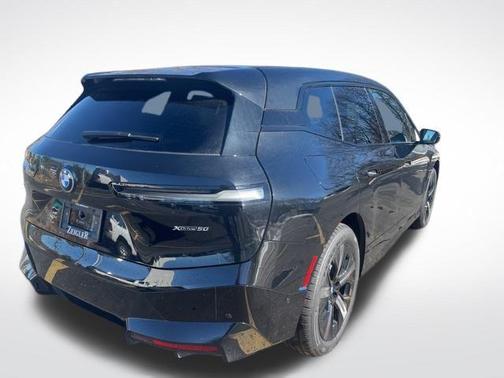 2025 BMW iX xDrive50