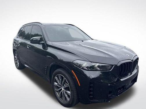 2025 BMW X5 M60i