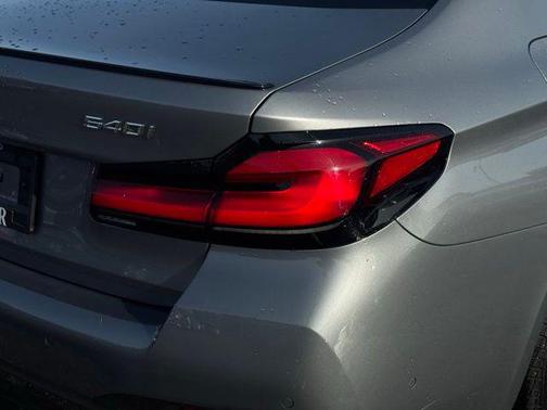 2023 BMW 540 i xDrive