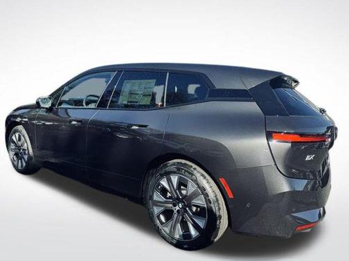 2026 BMW iX xDrive45