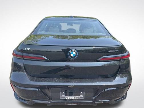 2025 BMW i7 xDrive60