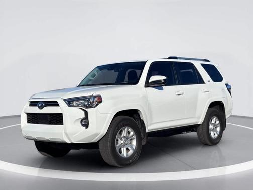 Ice 2024 Toyota 4Runner SR5