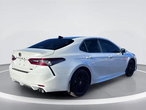 Wind Chill Pearl 2024 Toyota Camry XSE V6
