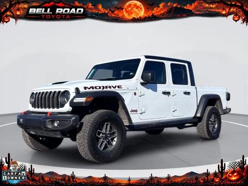 Bright White Clearcoat 2026 Jeep Gladiator Mojave