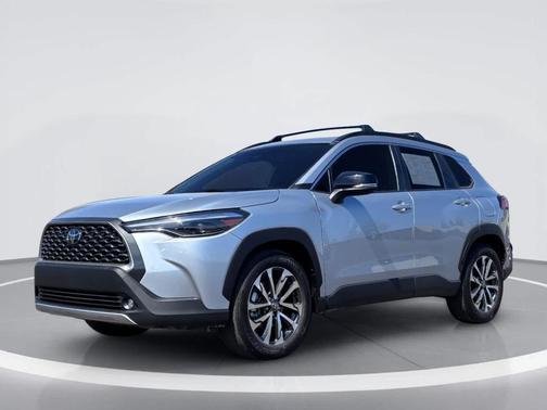 Sonic Silver 2025 Toyota Corolla Cross XLE