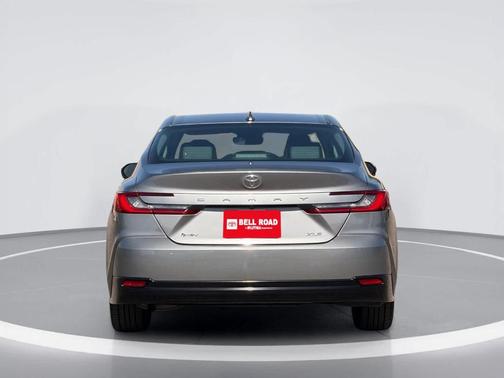 Metal 2025 Toyota Camry XLE