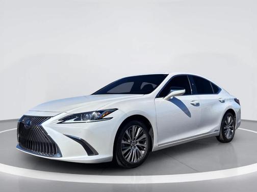 Eminent White Pearl 2019 Lexus ES 300h