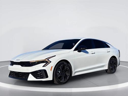 Snow White Pearl 2026 Kia K5 GT-Line