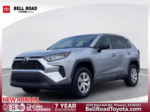 Silver Sky Metallic 2022 Toyota RAV4 LE
