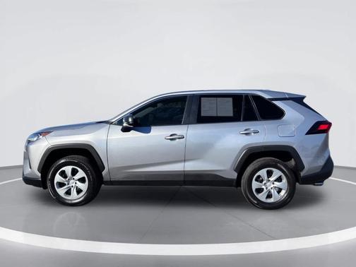Silver Sky Metallic 2022 Toyota RAV4 LE