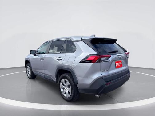 Silver Sky Metallic 2022 Toyota RAV4 LE