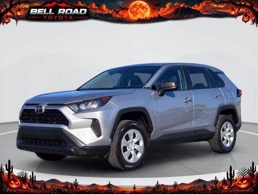Silver Sky Metallic 2022 Toyota RAV4 LE