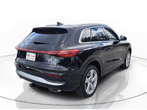 2025 Audi Q5 Premium Plus TFSI quattro S tronic