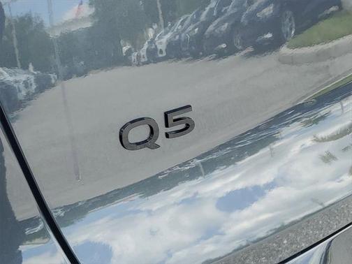 2025 Audi Q5 Premium Plus