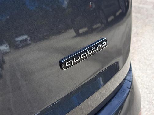 2026 Audi Q7 55 Premium Plus