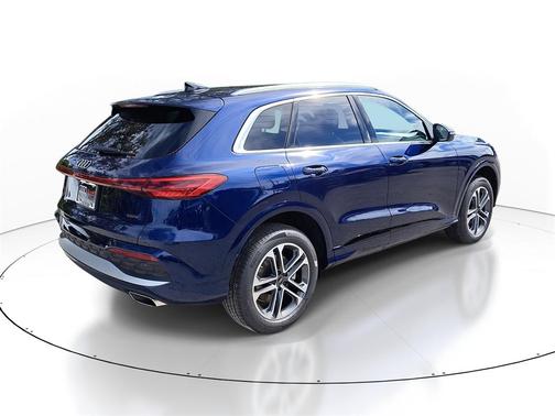 2025 Audi Q5 Premium