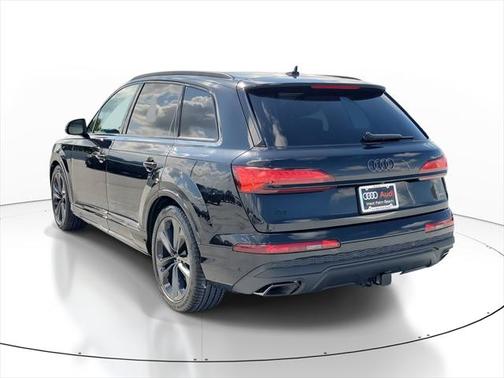 2025 Audi Q7 55 Premium Plus