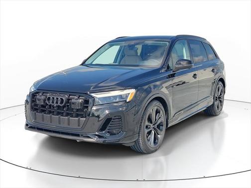 2025 Audi Q7 55 Premium Plus