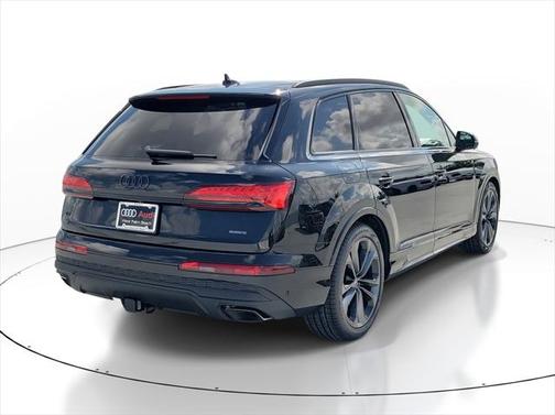 2025 Audi Q7 55 Premium Plus
