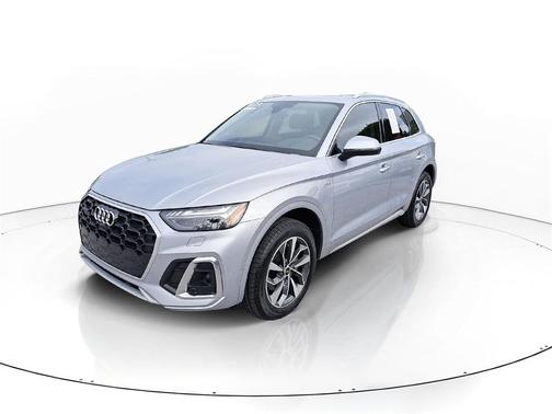 2023 Audi Q5 45 S line Prestige
