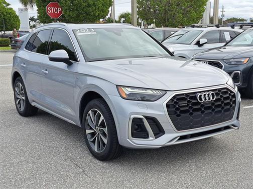 2023 Audi Q5 45 S line Prestige