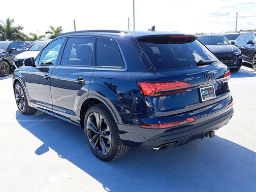 2026 Audi Q7 55 Premium Plus