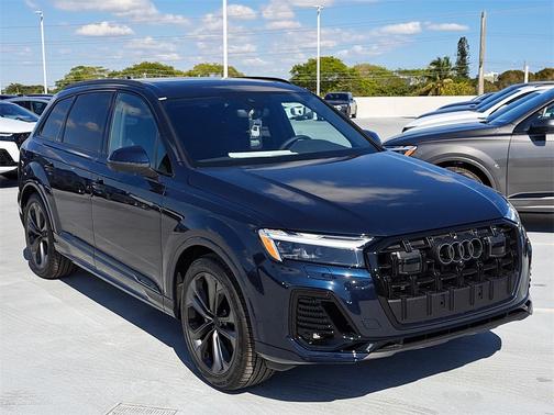2026 Audi Q7 55 Premium Plus