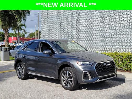 Daytona Gray Pearl Effect 2023 Audi Q5 45 S line Premium Plus