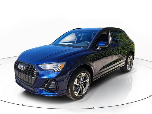 2025 Audi Q3 Premium 45 TFSI S line quattro Tiptronic