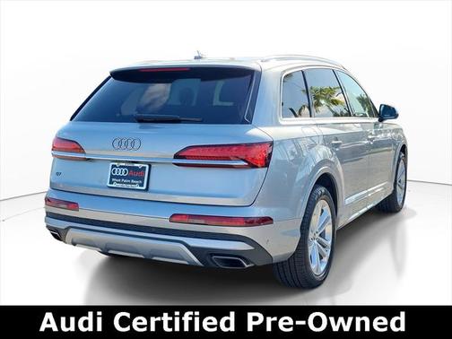 2025 Audi Q7 45 Premium