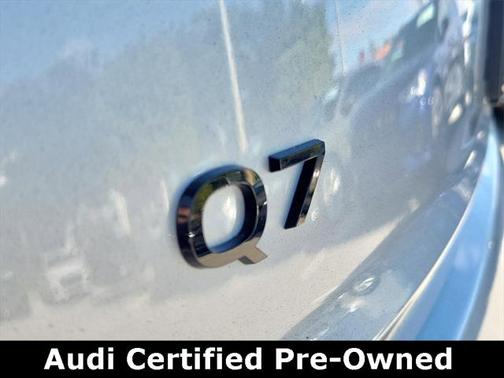 2025 Audi Q7 45 Premium