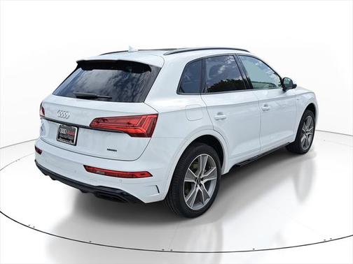2025 Audi Q5 45 S line Premium