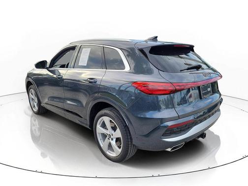Tambora Gray Metallic 2025 Audi Q5 Premium Plus TFSI quattro S tronic