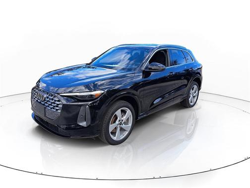 2025 Audi Q5 Premium Plus TFSI quattro S tronic