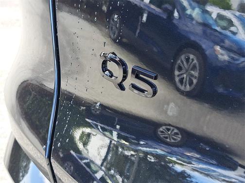 2025 Audi Q5 Premium Plus TFSI quattro S tronic