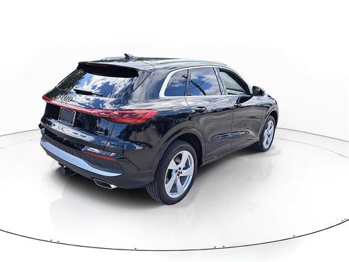 2025 Audi Q5 Premium Plus TFSI quattro S tronic