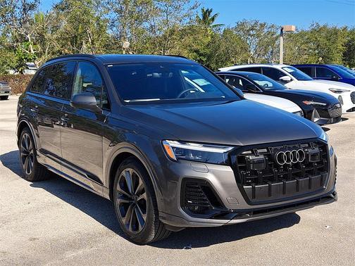 2026 Audi Q7 55 Premium Plus